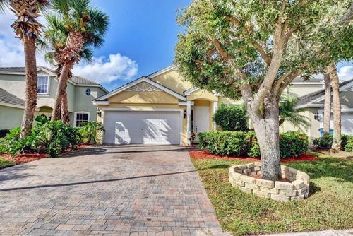 121 Hamilton Ter, Royal Palm Beach, FL, 33414-4339 | Card Image