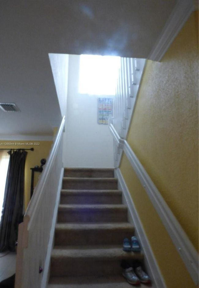 APT-102 - 7313 Nw 173 Rd Dr, Condo with 3 bedrooms, 2 bathrooms and null parking in Hialeah FL | Image 11