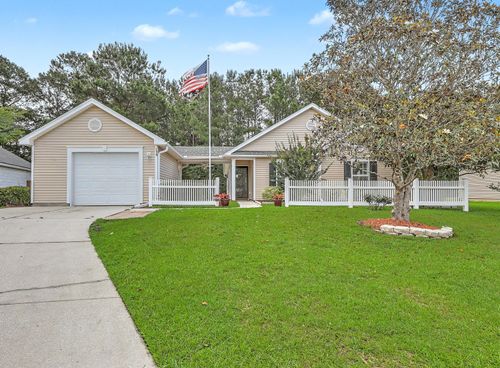 130 Savannah River Dr, Summerville, SC, 29485-8848 | Card Image