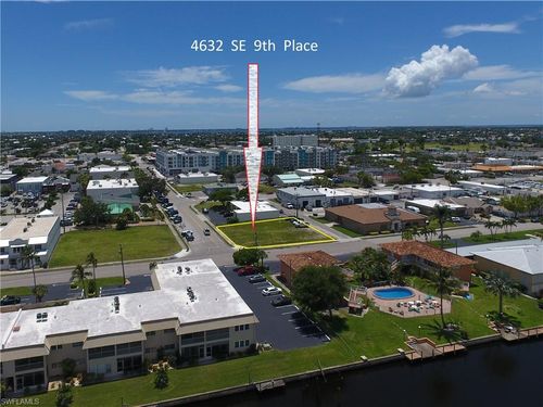4632 Se 9th Pl, Cape Coral, FL, 33904-9016 | Card Image