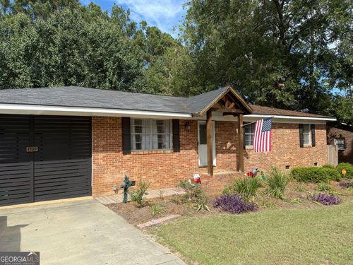 1509 E 20th Ave, Cordele, GA, 31015-2004 | Card Image