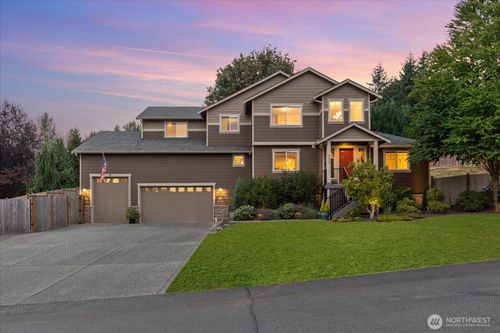 9622 185th Dr Se, Snohomish, WA, 98290-6389 | Card Image