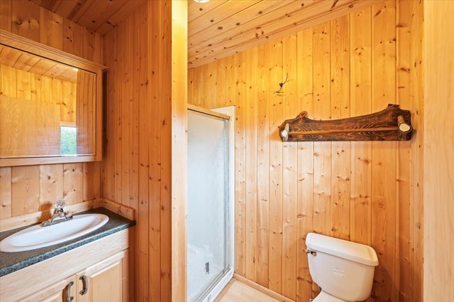 Bathroom Guest cabin #1 | Image 45