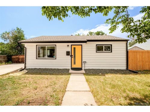 965 Lima St, Aurora, CO, 80010-4123 | Card Image