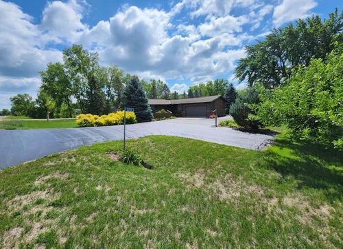 3225 180th St, Lester Prairie, MN, 55354-7969 | Card Image