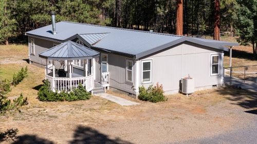153354 Hackamore Ln, La Pine, OR, 97739-9382 | Card Image