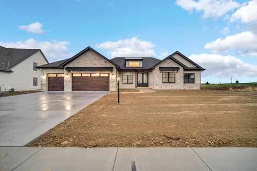9864 Switch Grass Ln, Saint John, IN, 46373-0674 | Card Image