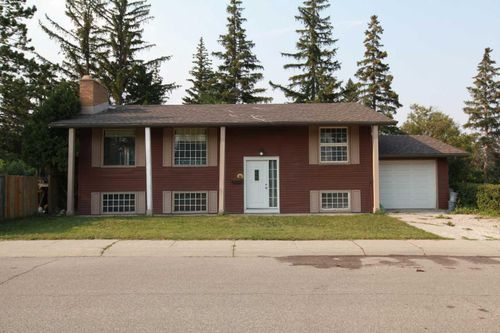 904 73 Ave Sw, Calgary, AB, T2V0R7 | Card Image