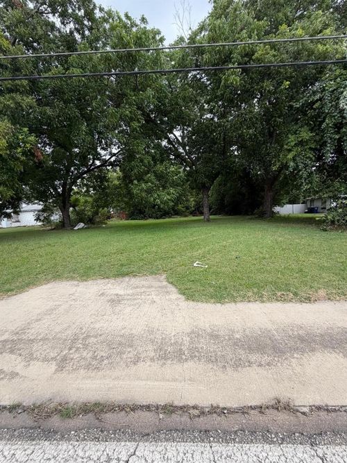 2523 E Ledbetter Dr, Dallas, TX, 75216-7413 | Card Image