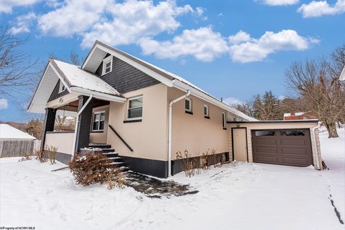 230 Madison Ave, Hopwood, PA, 15445-2211 | Card Image