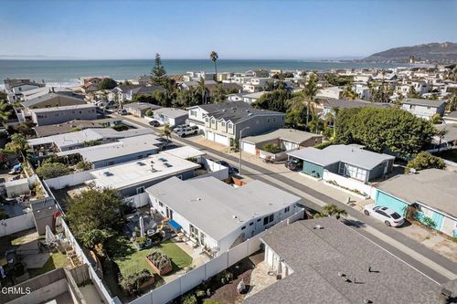 1040 Dover Ln, Ventura, CA, 93001-3808 | Card Image