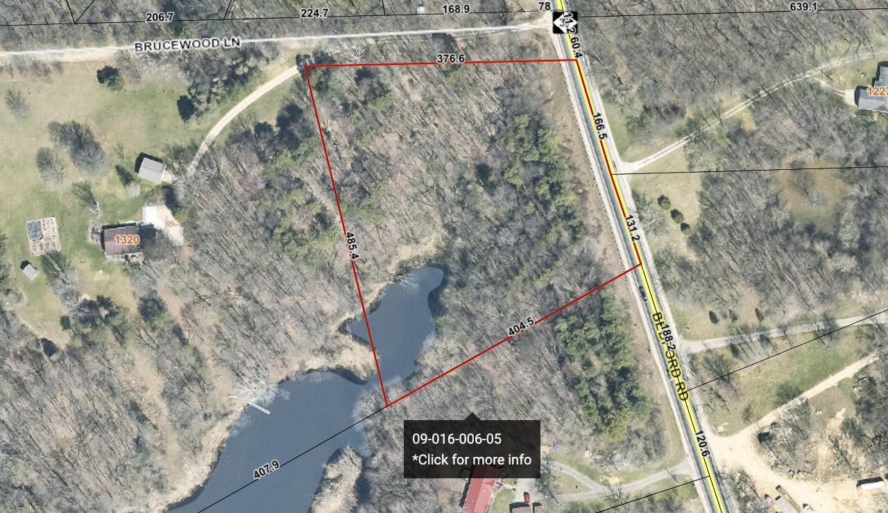Land in Dowling 3