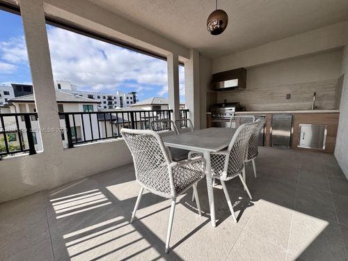 4250 Nw 83rd Ave, Doral, FL, 33166-5896 | Card Image