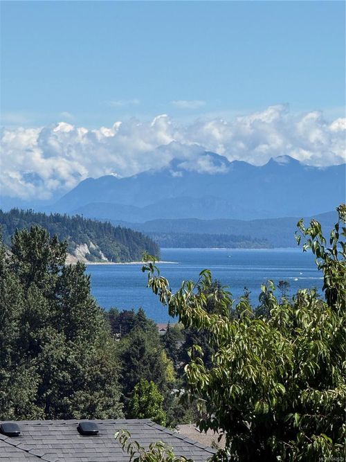 726 Nelson Rd, Campbell River, BC, V9H1S1 | Card Image