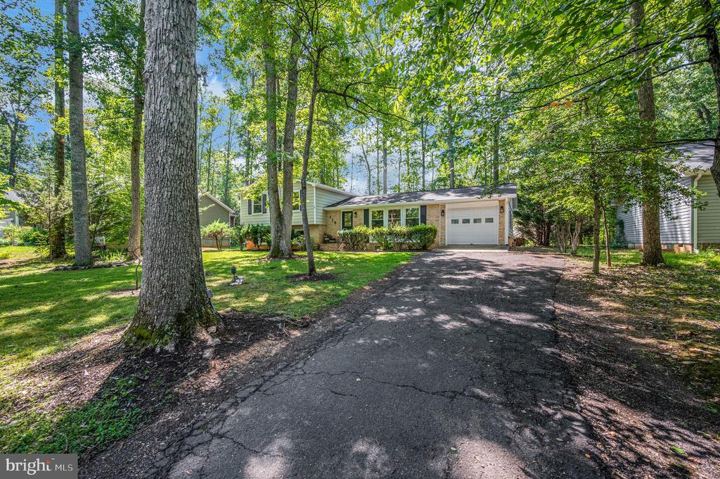 Residential in LOCUST GROVE 2