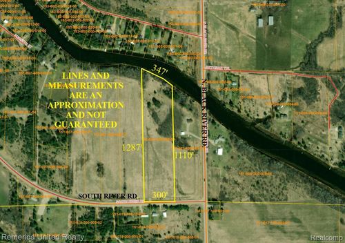 4052 S River Rd, Cheboygan, MI, 49721-9575 | Card Image