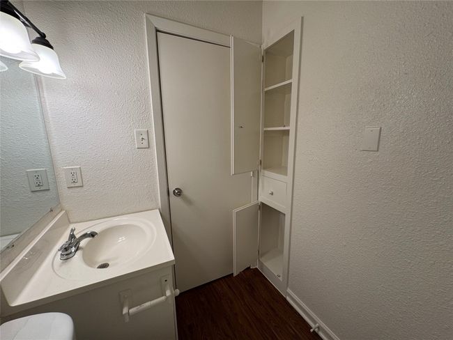 APT-104 - 4904 W Wind Trl, Home with 2 bedrooms, 2 bathrooms and 2 parking in Austin TX | Image 12