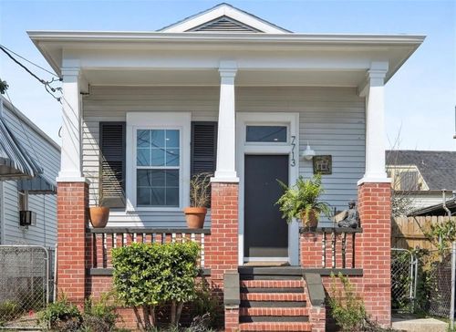 7713 Zimpel St, New Orleans, LA, 70118-3921 | Card Image