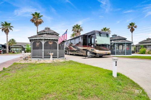 8a-4650 Griffith Marina Rd, Orange Beach, AL, 36561-4155 | Card Image
