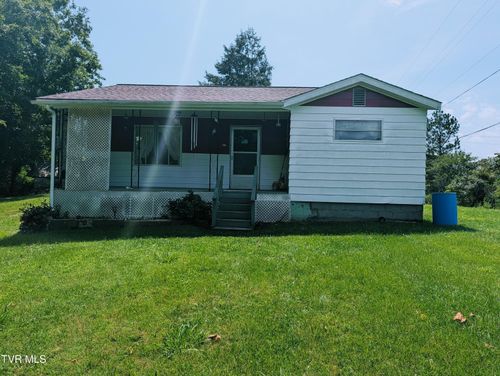 5772 The Lake Rd, Clintwood, VA, 24228-7068 | Card Image