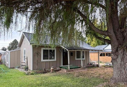 457 E Galloway Ave, Weiser, ID, 83672-1433 | Card Image