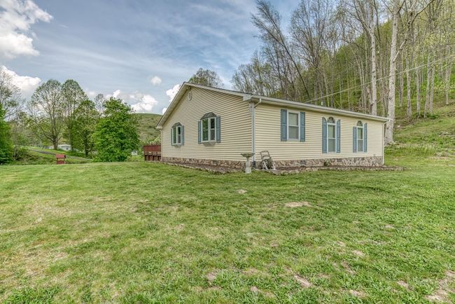 112 Conns Drive, House other with 3 bedrooms, 2 bathrooms and 1 parking in Tazewell VA | Image 9