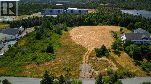 7 Watts Pond Rd, Torbay, NL, A1K1G7 | Card Image