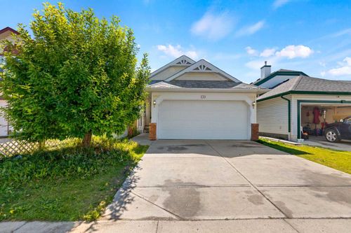 139 Los Alamos Pl Ne, Calgary, AB, T1Y7J3 | Card Image