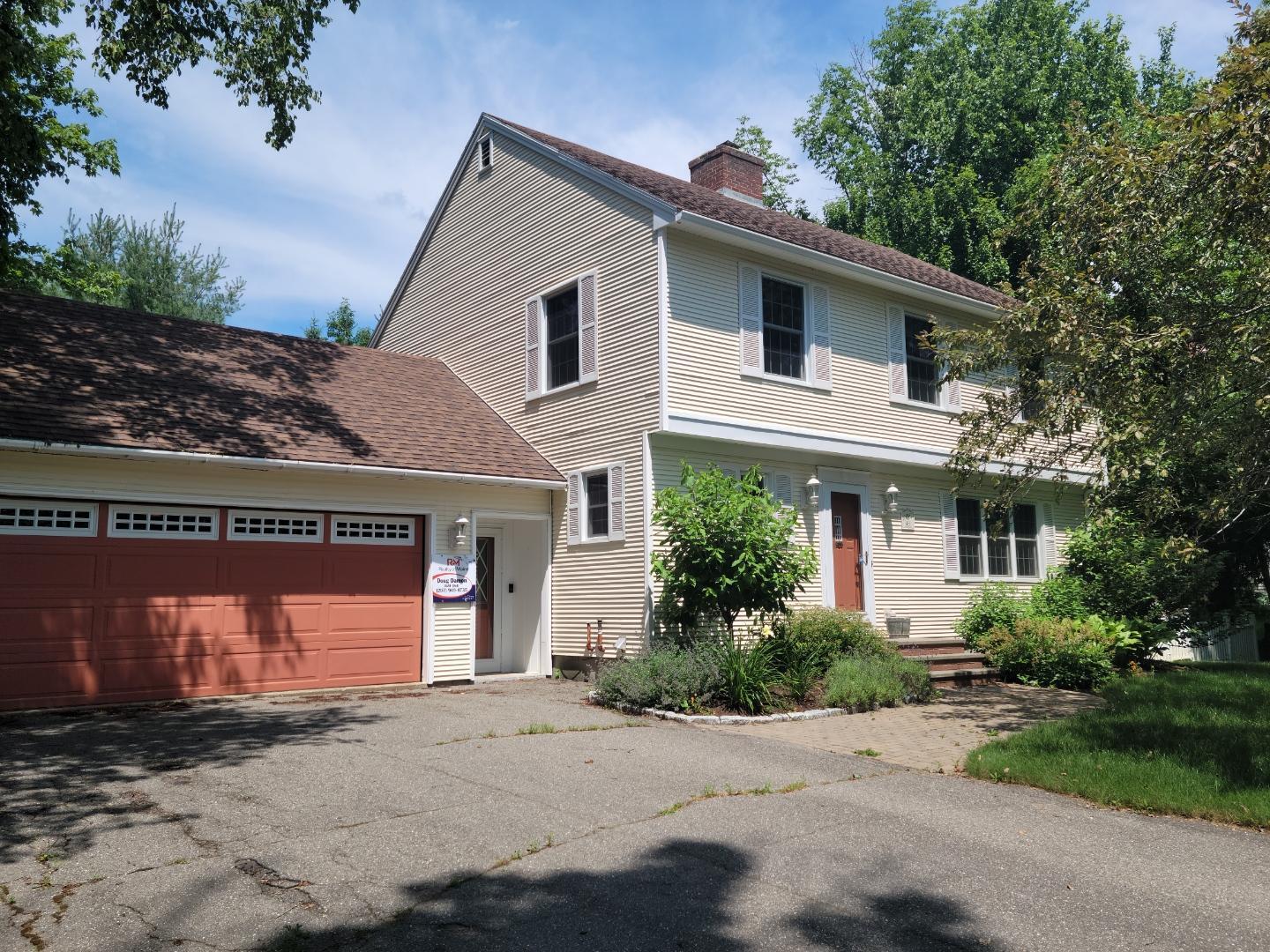 Shady Ln, Bangor, ME 04401