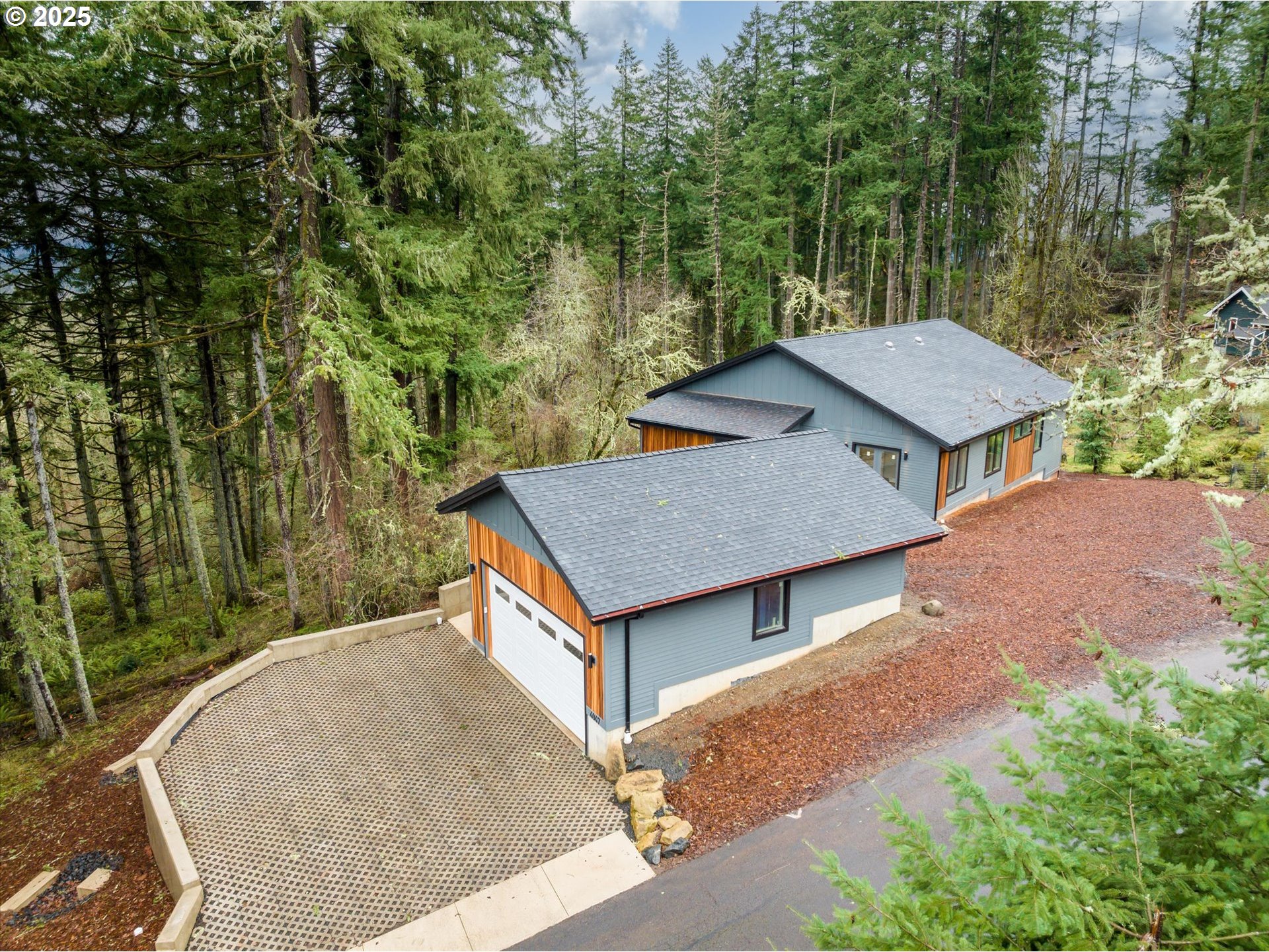 Southpointe Dr, Eugene, OR 97405