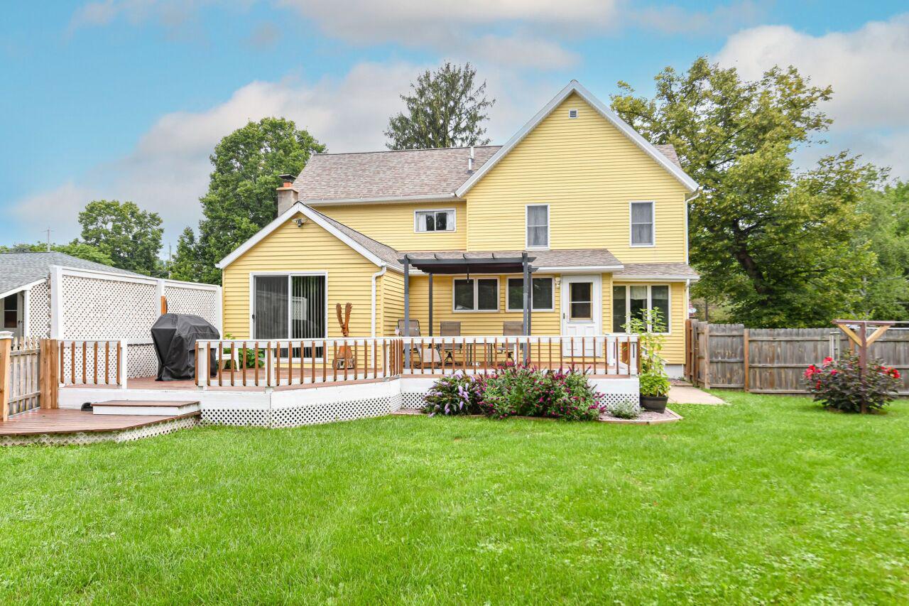 Charles St, Whitewater, WI 53190