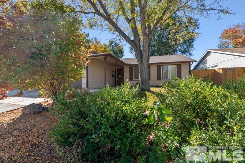 Glen Meadow Dr, Sparks, NV 89434