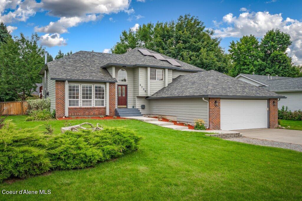 Maple St, Hayden, ID 83835