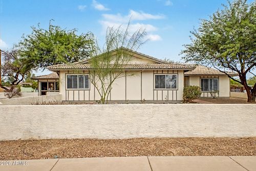 8038 E Almeria Rd, Scottsdale, AZ, 85257-3018 | Card Image