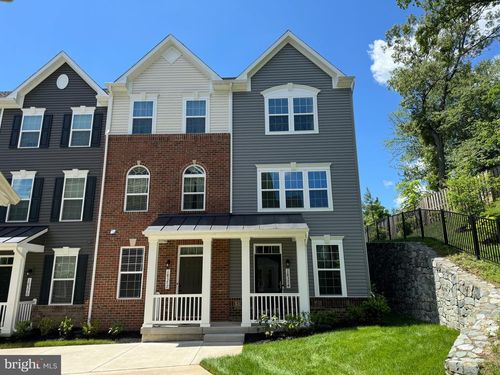 18374 Reaper Hill Ct, TRIANGLE, VA, 22172-1271 | Card Image