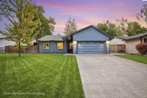 8530 W Deschutes Ave, Kennewick, WA, 99336 | Card Image