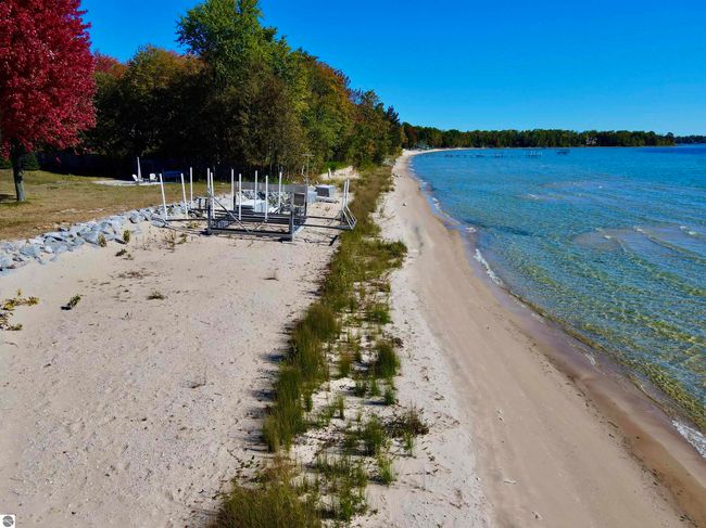 12639 N Northport Point Rd, Home with 0 bedrooms, 0 bathrooms and null parking in Northport MI | Image 6