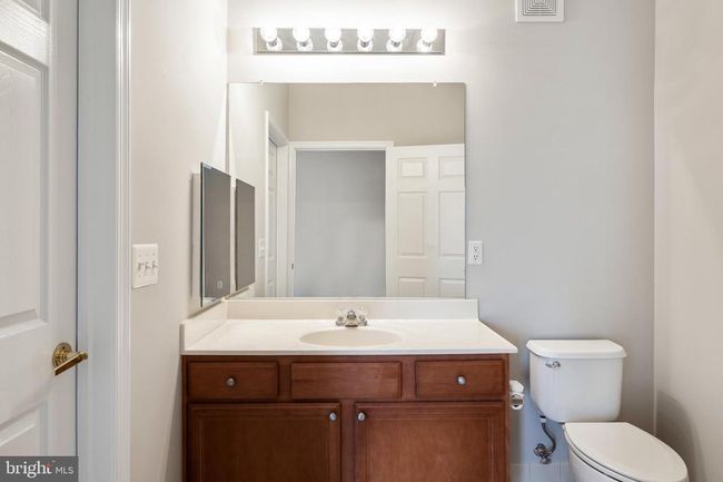 APT-211 - 13891 Chelmsford Dr, Condo with 2 bedrooms, 2 bathrooms and null parking in GAINESVILLE VA | Image 29