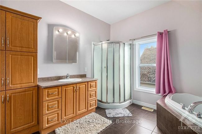 1991 Finch Winchester Boundary Rd, House other with 2 bedrooms, 4 bathrooms and 12 parking in Chesterville ON | Image 8