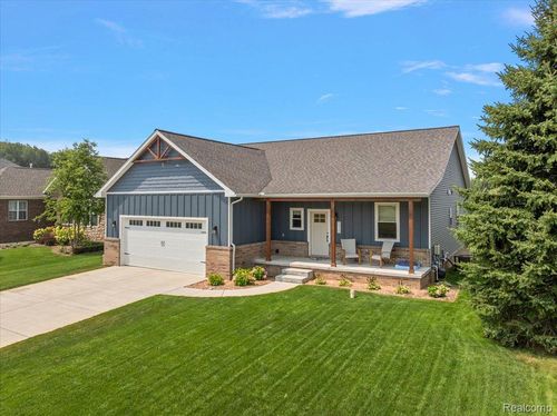 5330 Pebble Beach Dr, Metamora, MI, 48455-8778 | Card Image