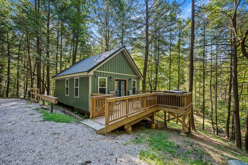 18 High Falls Crk, Campton, KY, 41301 | Card Image