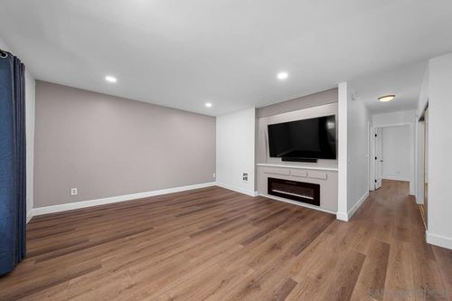 unit-61-4235 Asher St, San Diego, CA, 92110-3683 | Card Image