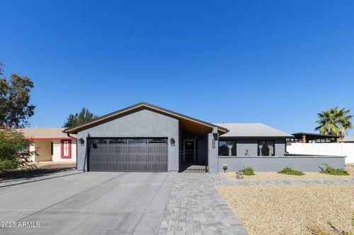 1102 S Park View Cir, Mesa, AZ, 85208-5944 | Card Image