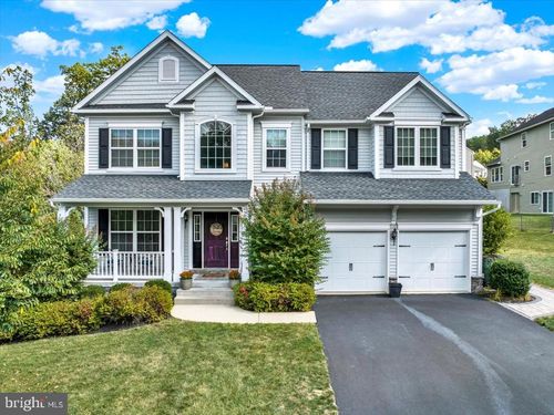 214 Merwood Dr, MORGANTOWN, PA, 19543-8700 | Card Image