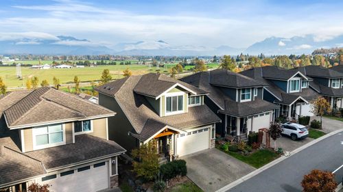 39-50634 Ledgestone Pl, Chilliwack, BC, V2P0E7 | Card Image