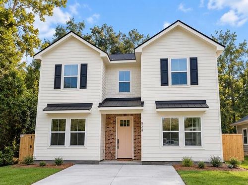 828 5th Ave, Charleston, SC, 29407-6173 | Card Image