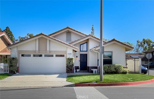 2541 N River Trail Rd, Orange, CA, 92865-2032 | Card Image