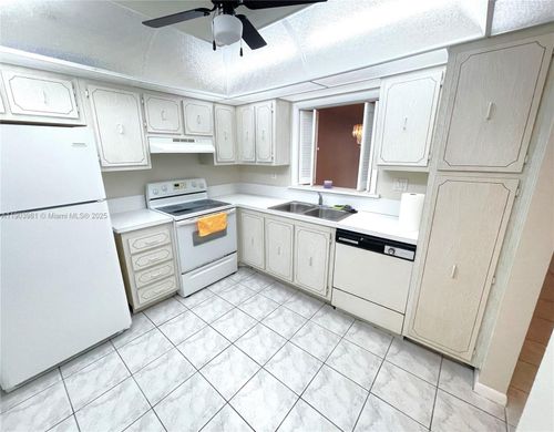 apt-104-403 Nw 68th Ave, Plantation, FL, 33317-7503 | Card Image