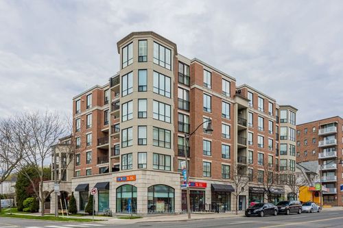 207-2 Alexandra Blvd, Toronto, ON, M4R1L7 | Card Image