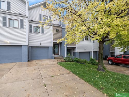 703 S 38th St, Omaha, NE, 68105-1124 | Card Image